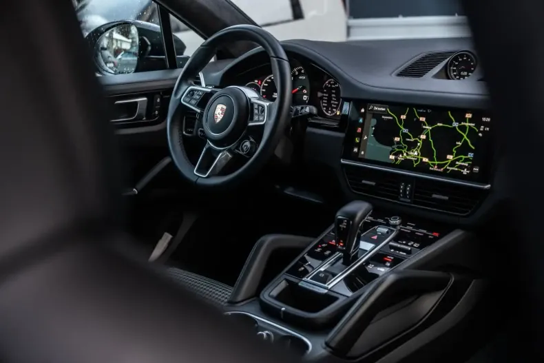 Porsche Cayenne din 2023 cu 21.500 km - oferta POR155189 - foto 5