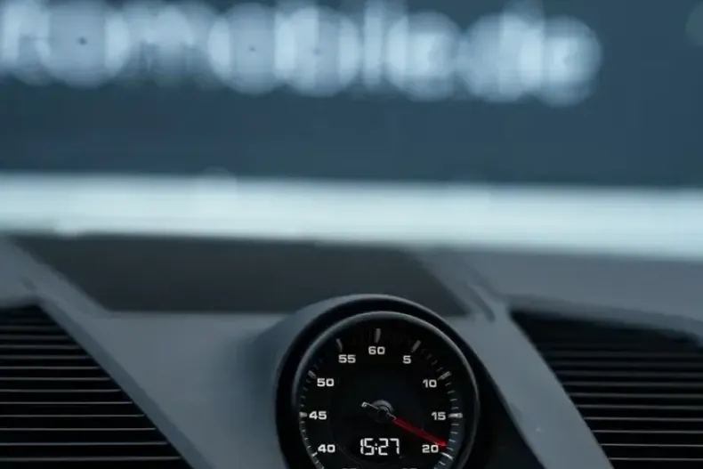 Porsche Cayenne din 2023 cu 21.500 km - oferta POR155189 - foto 19