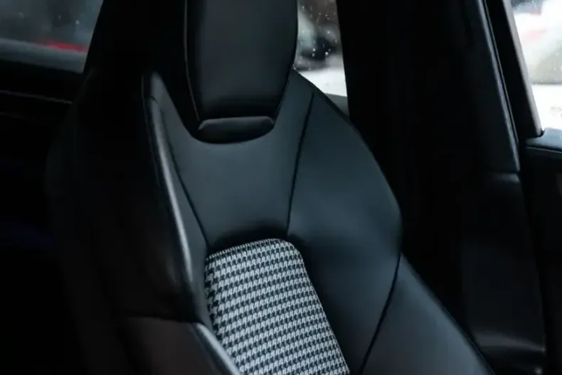 Porsche Cayenne din 2023 cu 21.500 km - oferta POR155189 - foto 23