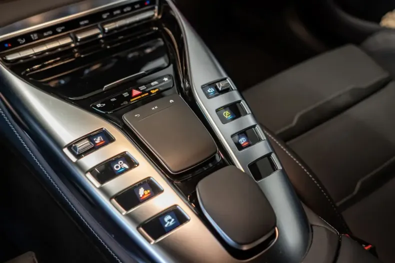 Mercedes-Benz AMG GT S din 2024 cu 3.162 km - oferta MER155190 - foto 12