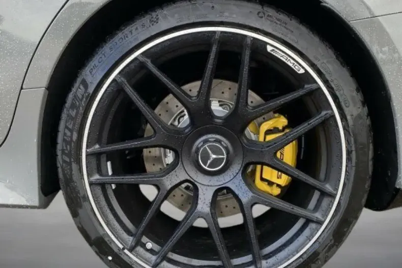 Mercedes-Benz AMG GT din 2024 cu 4.300 km - oferta MER155191 - foto 9