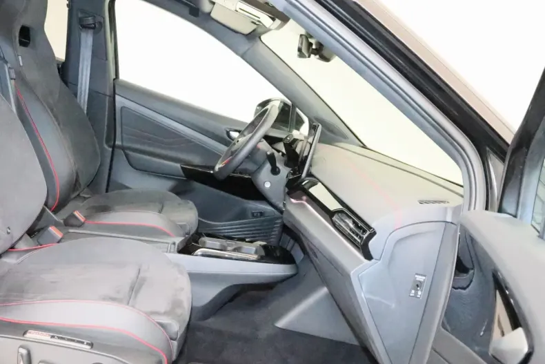 Volkswagen ID.5 din 2023 cu 50.346 km - oferta VOL155197 - foto 6