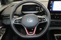 Volkswagen ID.5 din 2023 cu 50.346 km - oferta VOL155197 - foto 11