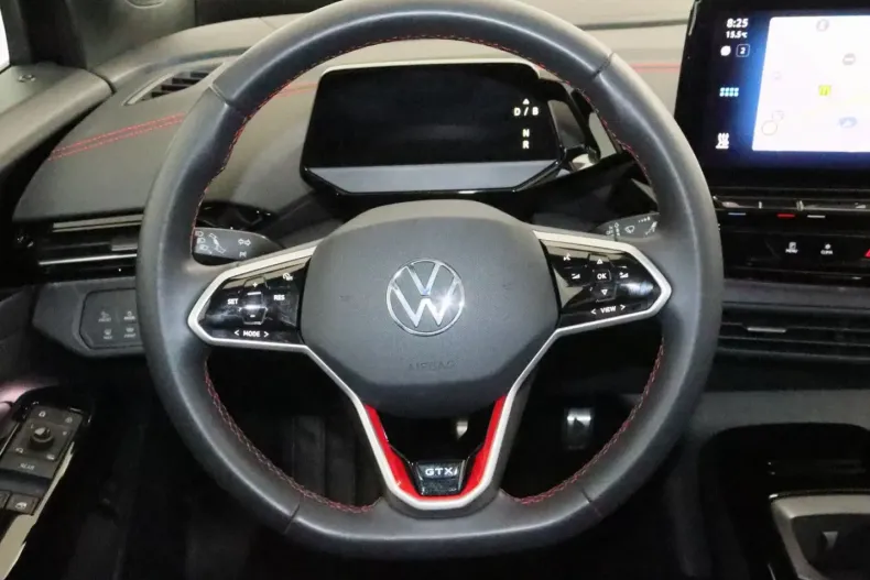 Volkswagen ID.5 din 2023 cu 50.346 km - oferta VOL155197 - foto 11