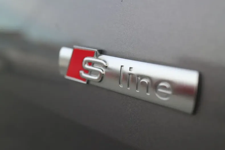 Audi Q4 e-tron din 2023 cu 43.850 km - oferta AUD155198 - foto 8