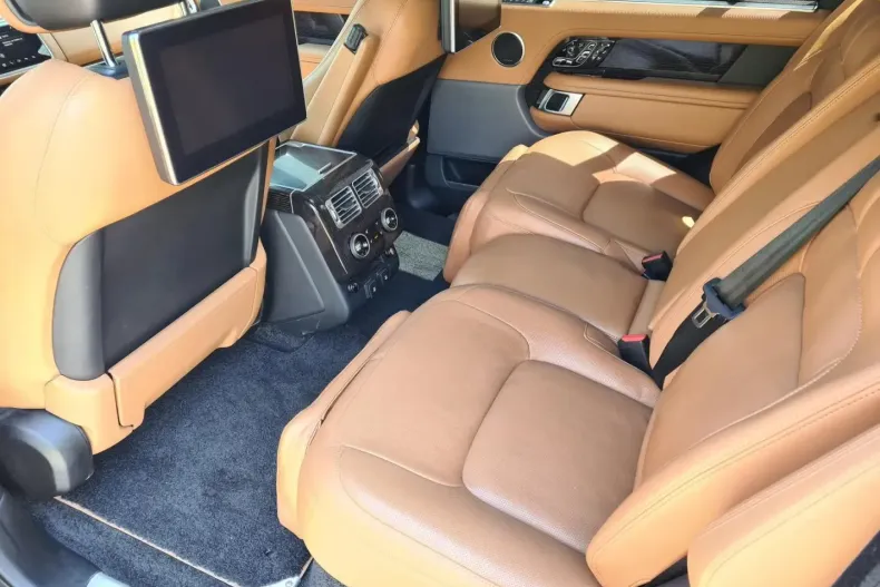 Land Rover Range Rover din 2020 cu 84.317 km - oferta LAN155208 - foto 9