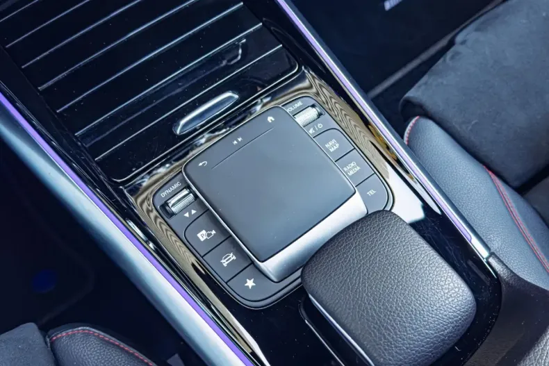 Mercedes-Benz EQA din 2021 cu 45.000 km - oferta MER155209 - foto 16