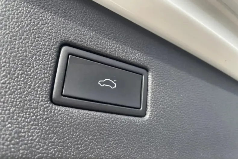 Volkswagen Tiguan Allspace din 2022 cu 49.569 km - oferta VOL155214 - foto 19