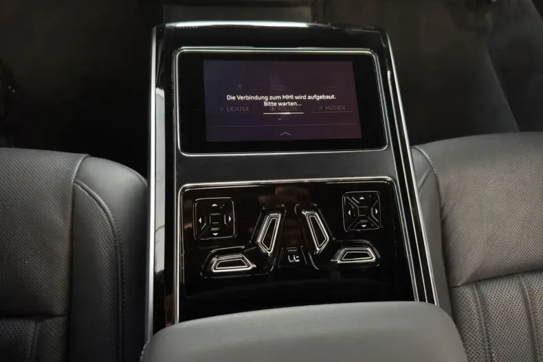 Audi A8 din 2024 cu 69.732 km - oferta AUD155219 - foto 18