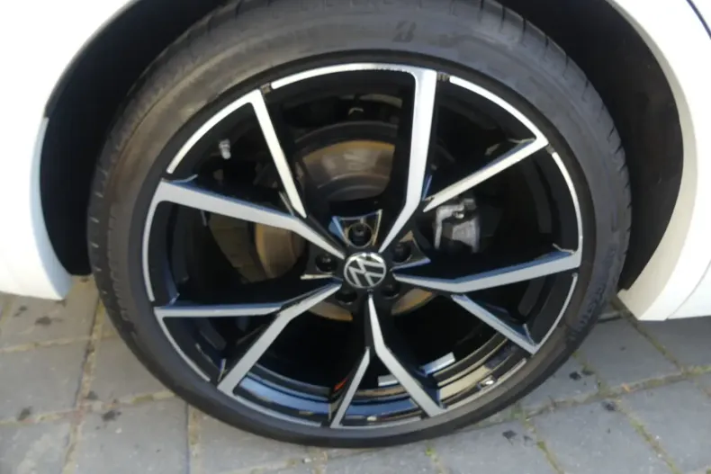 Volkswagen Touareg din 2023 cu 49.899 km - oferta VOL155222 - foto 29