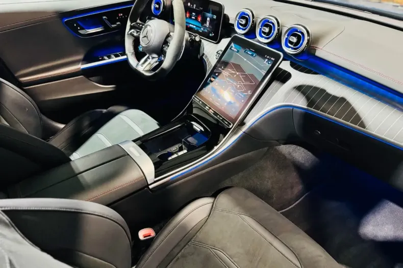 Mercedes-Benz C 43 AMG din 2023 cu 22.100 km - oferta MER155226 - foto 22