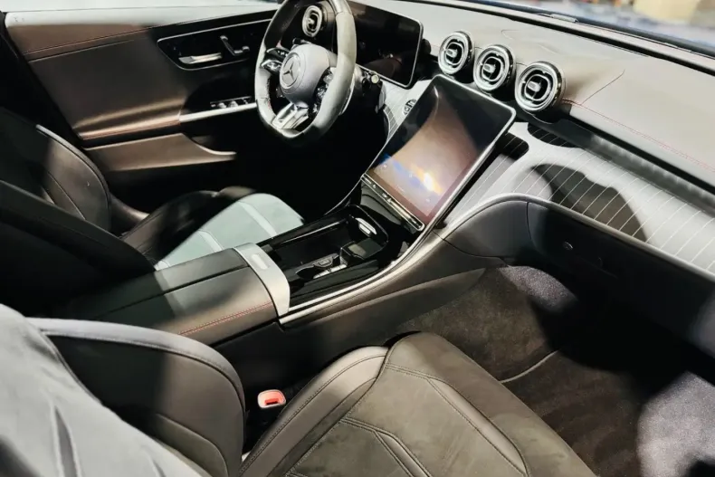 Mercedes-Benz C 43 AMG din 2023 cu 22.100 km - oferta MER155226 - foto 23