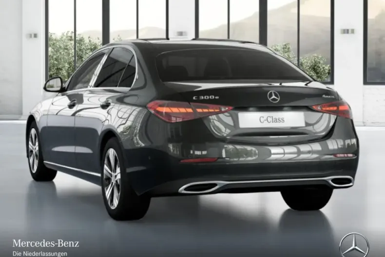 Mercedes-Benz C 300 din 2024 cu 7.141 km - oferta MER155227 - foto 17