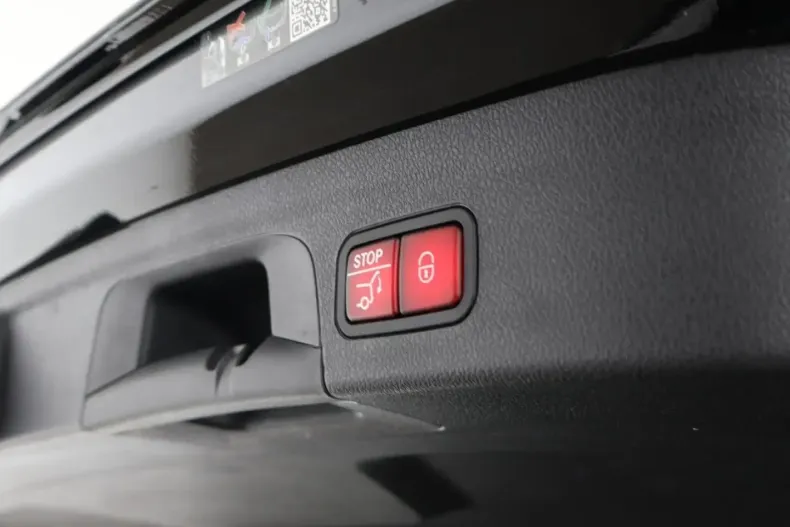 Mercedes-Benz GLE 450 din 2023 cu 30.600 km - oferta MER155233 - foto 20