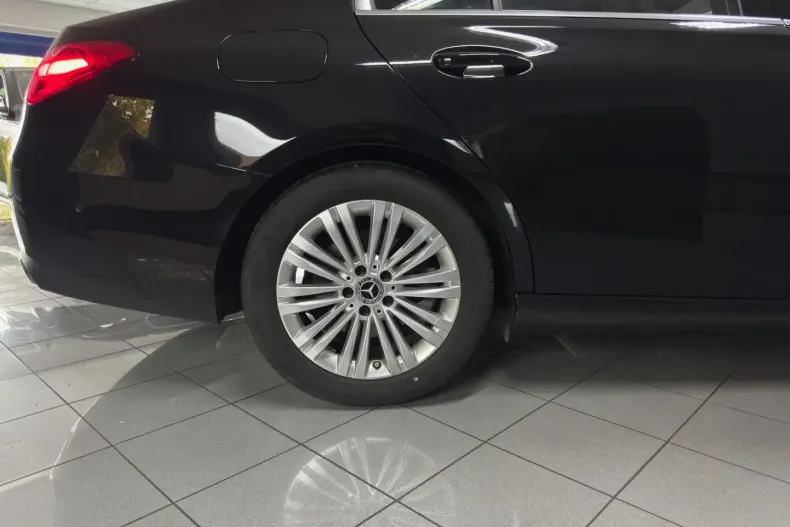 Mercedes-Benz C 180 din 2024 cu 23.227 km - oferta MER155236 - foto 34