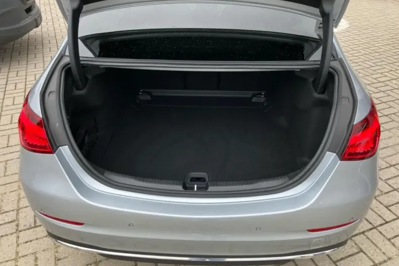 Mercedes-Benz C 220 din 2024 cu 29.182 km - oferta MER155240 - foto 11