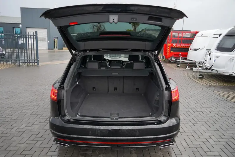 Volkswagen Touareg din 2022 cu 79.000 km - oferta VOL155245 - foto 19