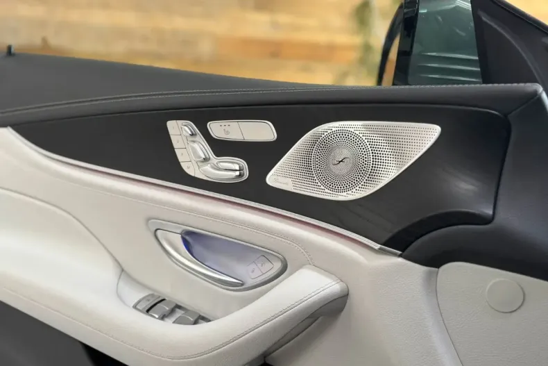 Mercedes-Benz CLS 300 din 2023 cu 29.200 km - oferta MER155246 - foto 16