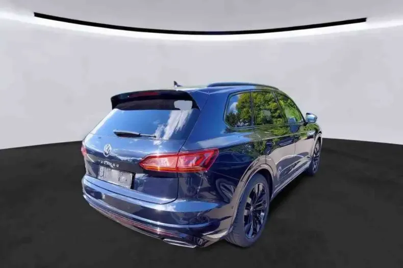 Volkswagen Touareg din 2022 cu 63.010 km - oferta VOL155248 - foto 2