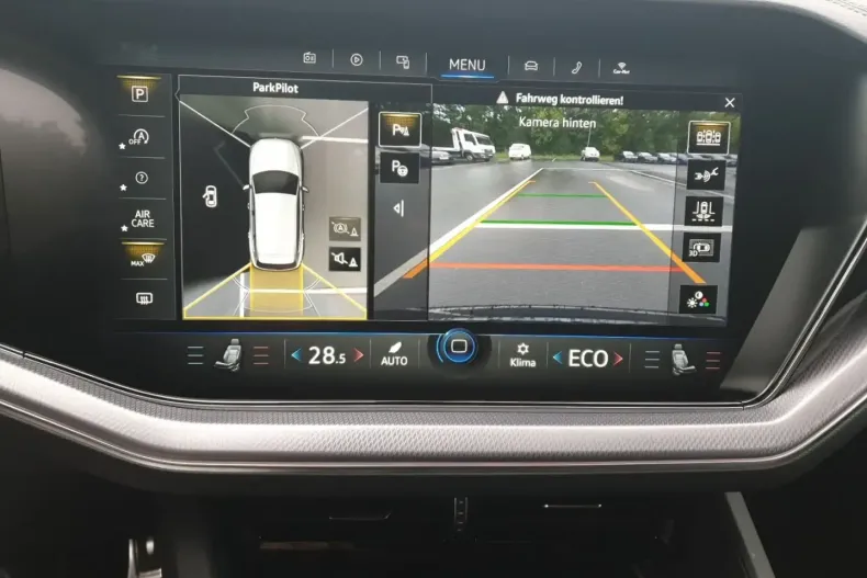 Volkswagen Touareg din 2022 cu 63.010 km - oferta VOL155248 - foto 11