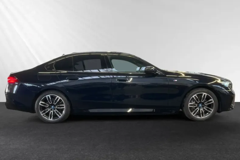 BMW i5 din 2024 cu 22.100 km - oferta BMW155255 - foto 3