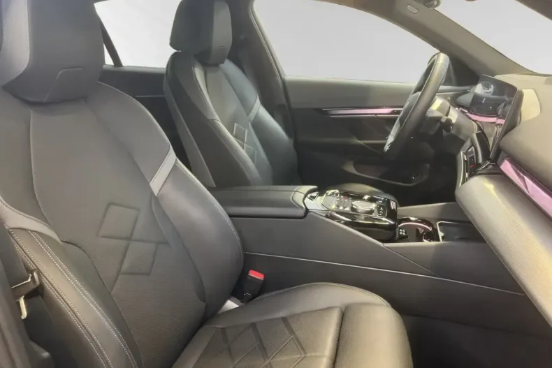 BMW i5 din 2024 cu 22.100 km - oferta BMW155255 - foto 7