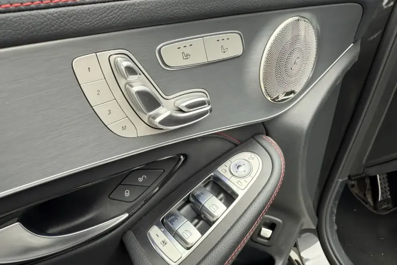 Mercedes-Benz GLC 400 din 2023 cu 47.000 km - oferta MER155256 - foto 19