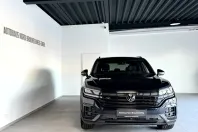 Volkswagen Touareg din 2022 cu 87.160 km - oferta VOL155261 - foto 2