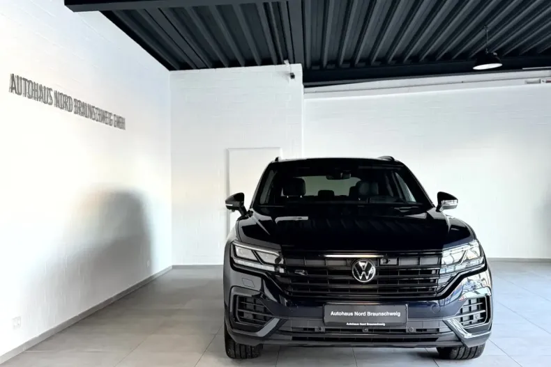 Volkswagen Touareg din 2022 cu 87.160 km - oferta VOL155261 - foto 2