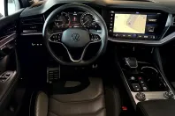 Volkswagen Touareg din 2022 cu 87.160 km - oferta VOL155261 - foto 13