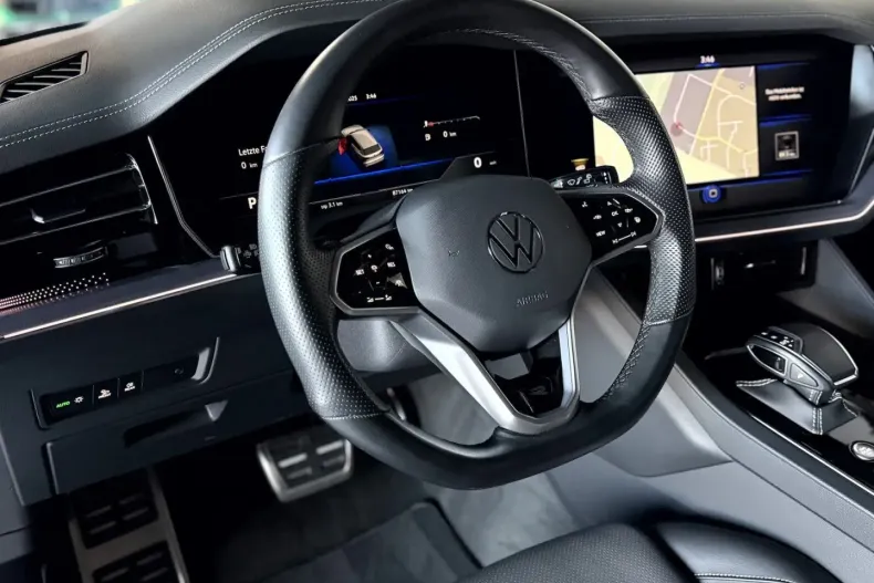 Volkswagen Touareg din 2022 cu 87.160 km - oferta VOL155261 - foto 14