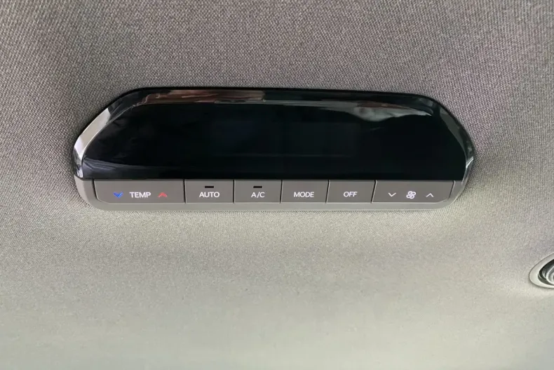 Kia EV9 din 2024 cu 46.300 km - oferta KIA155265 - foto 25