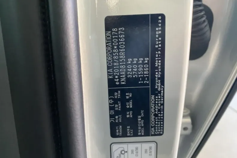 Kia EV9 din 2024 cu 46.300 km - oferta KIA155265 - foto 35