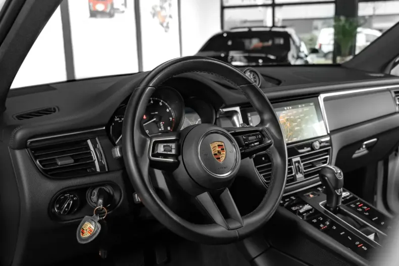 Porsche Macan din 2023 cu 48.000 km - oferta POR155266 - foto 24