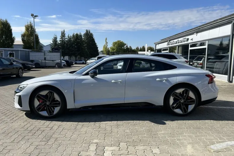 Audi RS e-tron GT din 2022 cu 68.370 km - oferta AUD155267 - foto 6