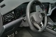 Volkswagen Touareg din 2023 cu 68.200 km - oferta VOL155269 - foto 18