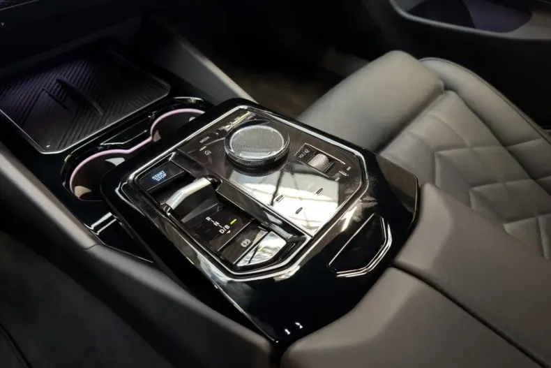 BMW i5 din 2024 cu 13.800 km - oferta BMW155271 - foto 23