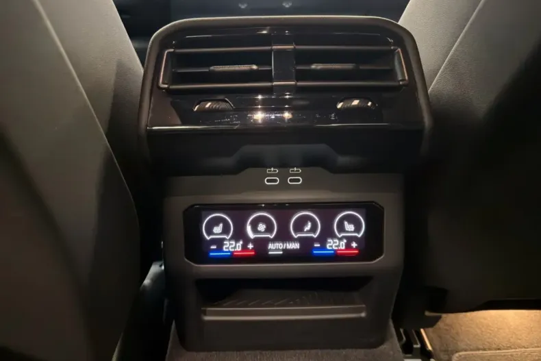 BMW i5 din 2024 cu 13.800 km - oferta BMW155271 - foto 26