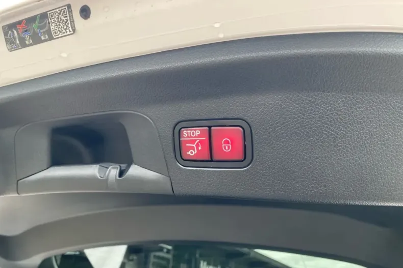 Mercedes-Benz GLE 450 din 2025 cu 25.775 km - oferta MER155273 - foto 13