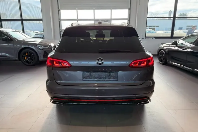 Volkswagen Touareg din 2022 cu 83.792 km - oferta VOL155275 - foto 5