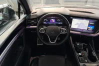 Volkswagen Touareg din 2022 cu 83.792 km - oferta VOL155275 - foto 8
