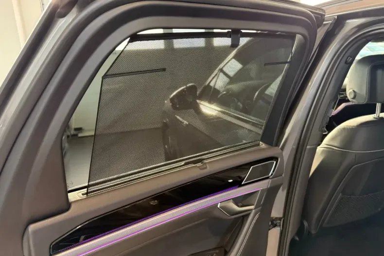 Volkswagen Touareg din 2022 cu 83.792 km - oferta VOL155275 - foto 14