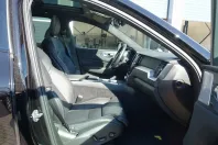 Volvo XC60 din 2024 cu 18.500 km - oferta VOL155280 - foto 10