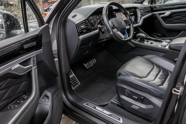 Volkswagen Touareg din 2021 cu 79.950 km - oferta VOL155283 - foto 11