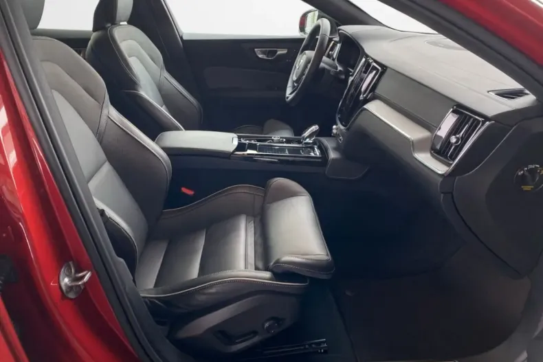 Volvo V60 din 2022 cu 56.800 km - oferta VOL155291 - foto 13