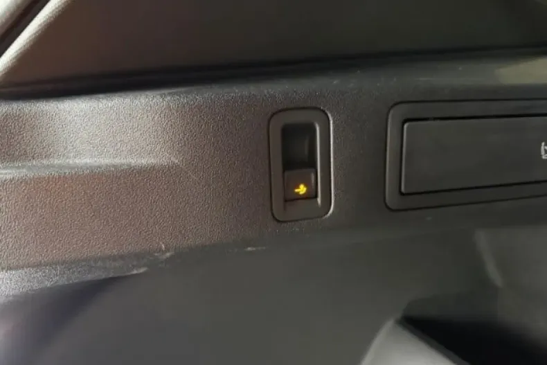 Volkswagen Tiguan din 2025 cu 18.600 km - oferta VOL155297 - foto 14