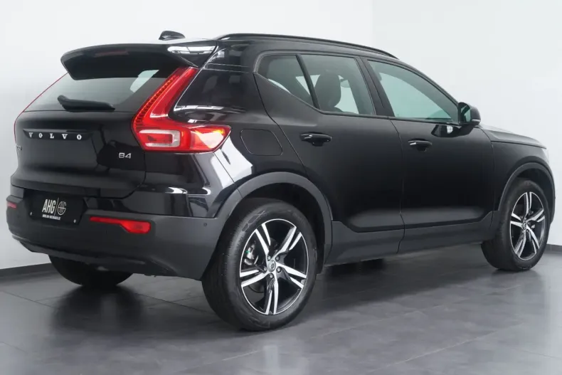 Volvo XC40 din 2021 cu 10.998 km - oferta VOL155298 - foto 4