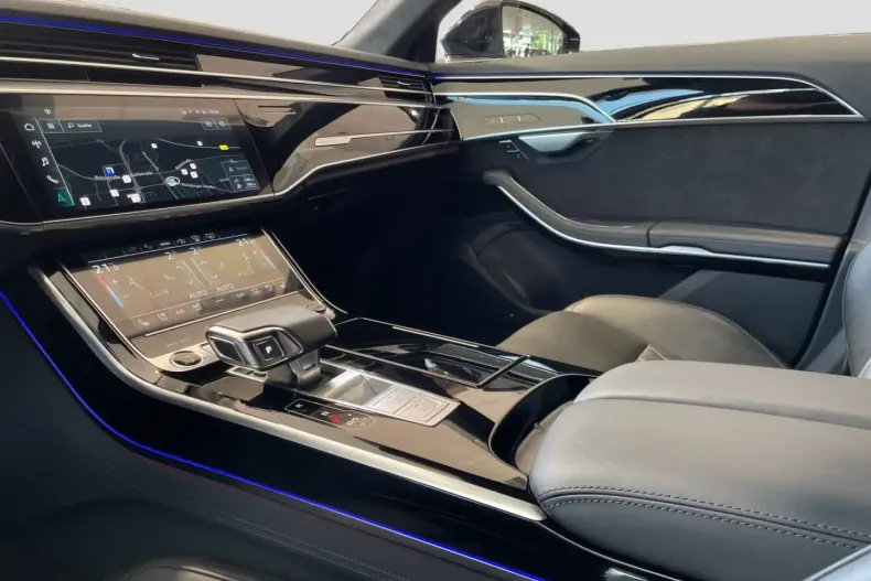 Audi A8 din 2021 cu 40.653 km - oferta AUD155305 - foto 6