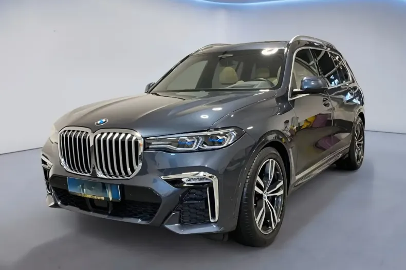 BMW X7 din 2022 cu 61.040 km - oferta BMW155306 - foto 1
