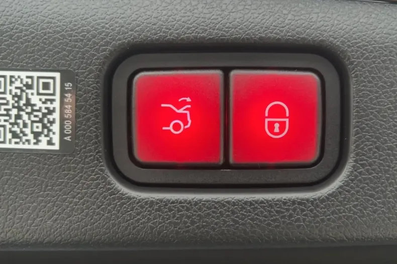 Mercedes-Benz E 400 din 2023 cu 34.900 km - oferta MER155314 - foto 15